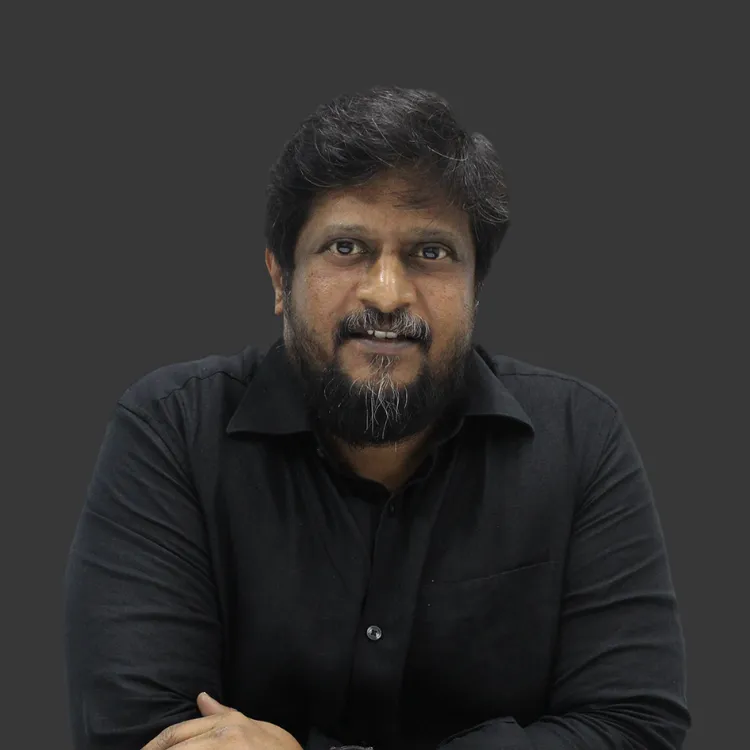 Paul Naveen